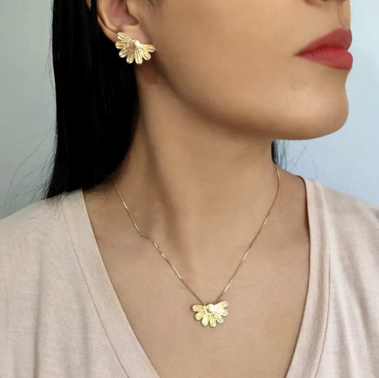 DAISY EARRING