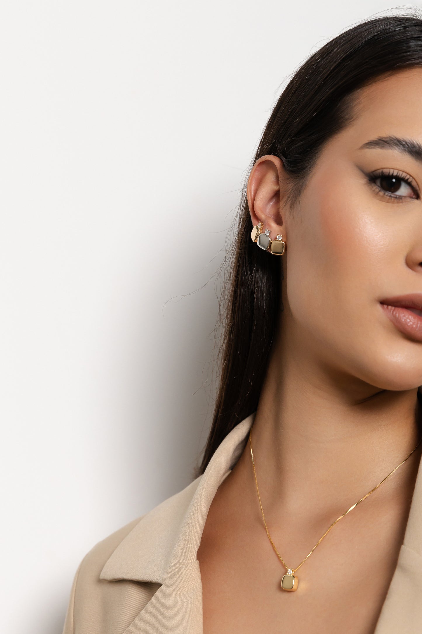 SQUARE LIGHT EARRINGS (-25%)