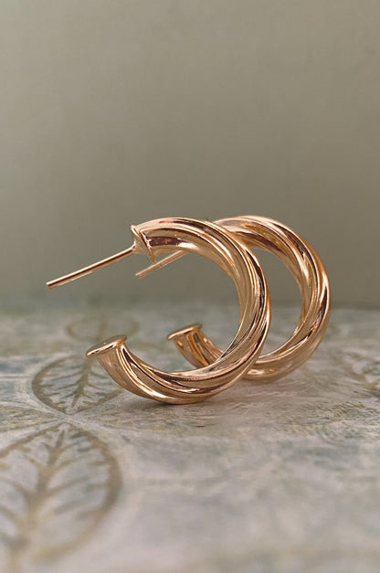 SASHA HOOP EARRINGS